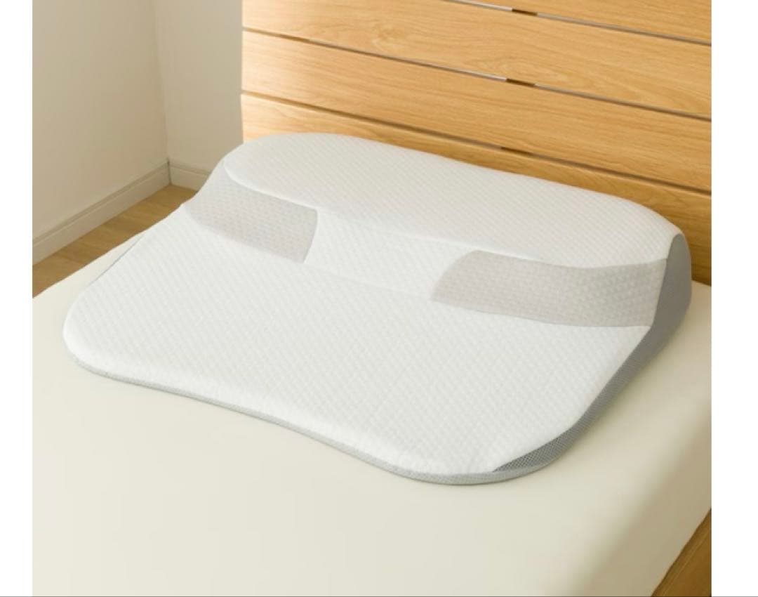 ニトリ　肩・首・背中も支える枕