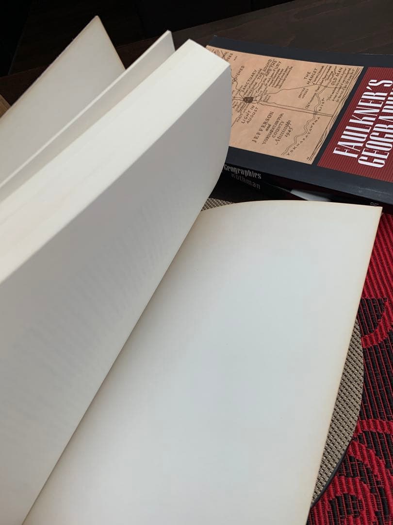 洋書 From Motherhood to Mothering