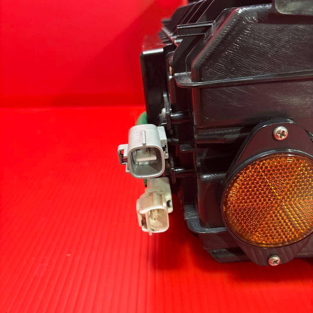 50 小糸テール 2連 車検対応状態 リメイク 新品レンズ 右 （運転席側）