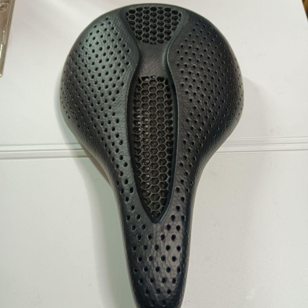 BUCKLOS 3Dプリントカーボンレール サドル