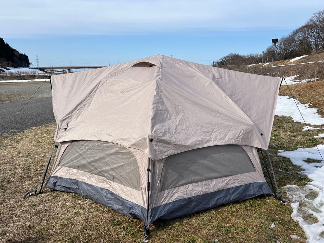 ベージュ ドーム型 ワンタッチ テント