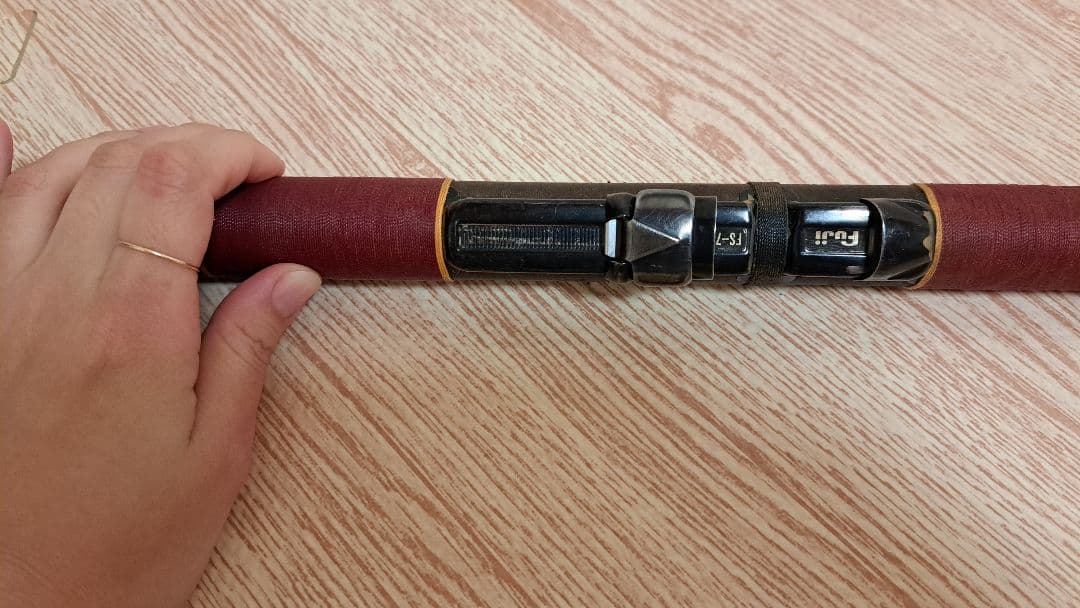 がまかつがま磯硬調4号5.4m