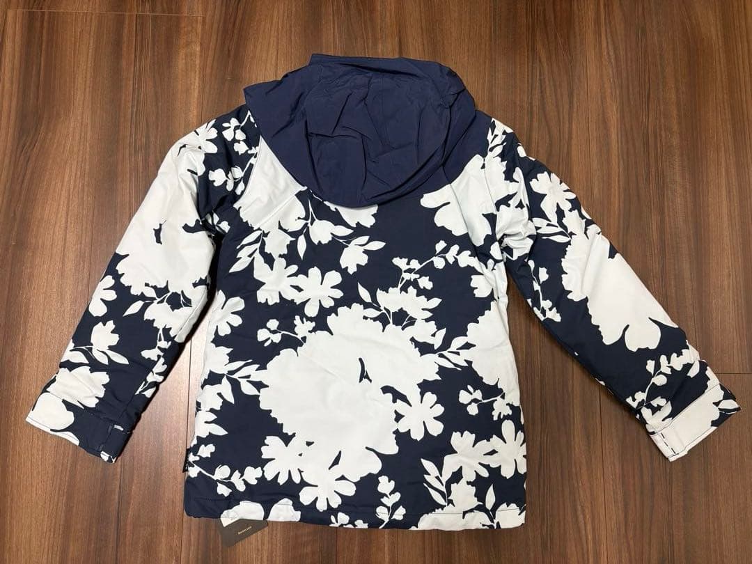 新品　BURTON キッズMサイズ スノーボードウェア上下セット