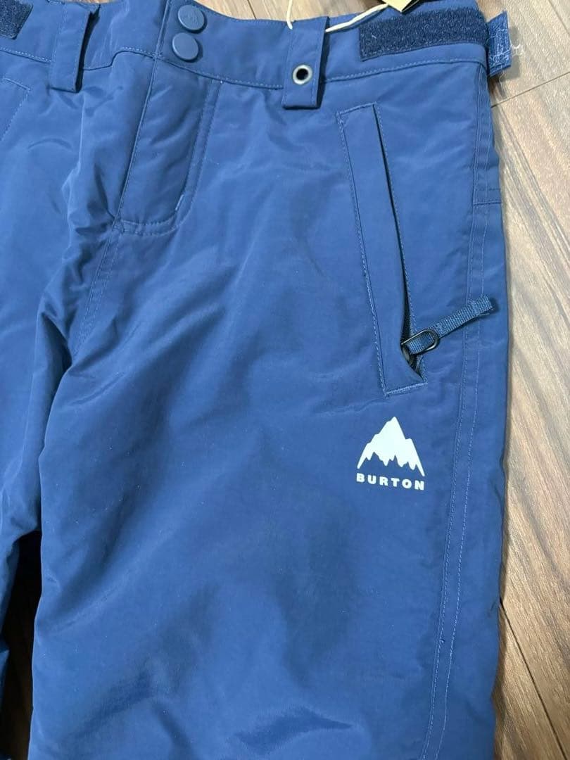 新品　BURTON キッズMサイズ スノーボードウェア上下セット