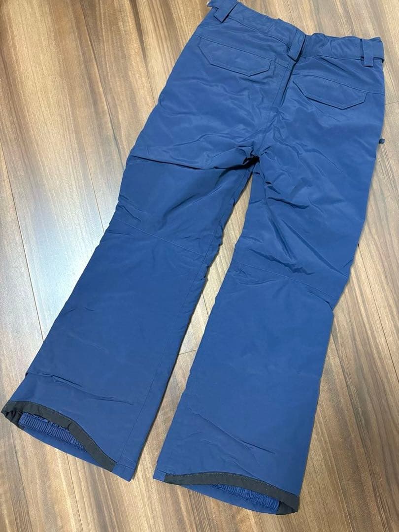 新品　BURTON キッズMサイズ スノーボードウェア上下セット