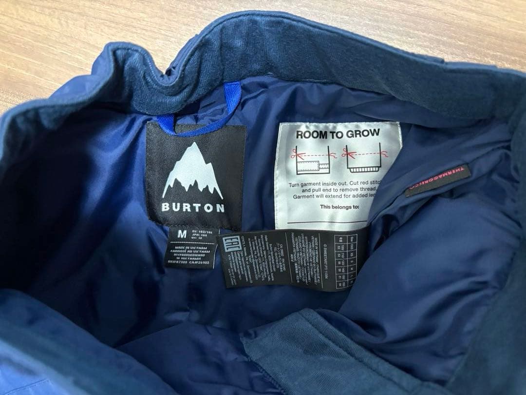 新品　BURTON キッズMサイズ スノーボードウェア上下セット