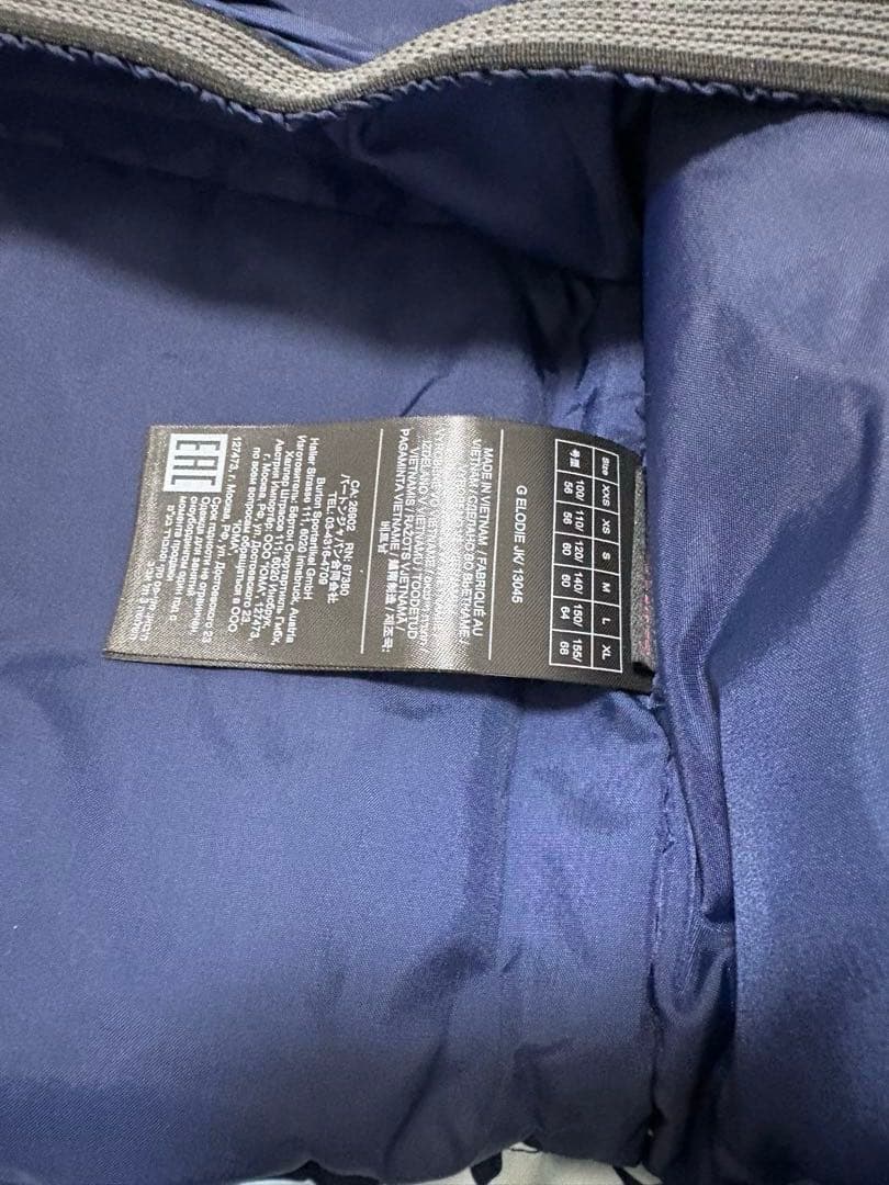 新品　BURTON キッズMサイズ スノーボードウェア上下セット