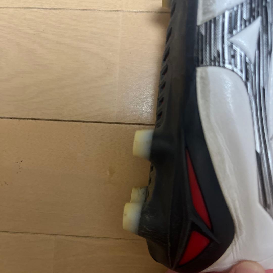 Mizuno Japan モレリアネオ4サッカーシューズ ホワイト/レッド