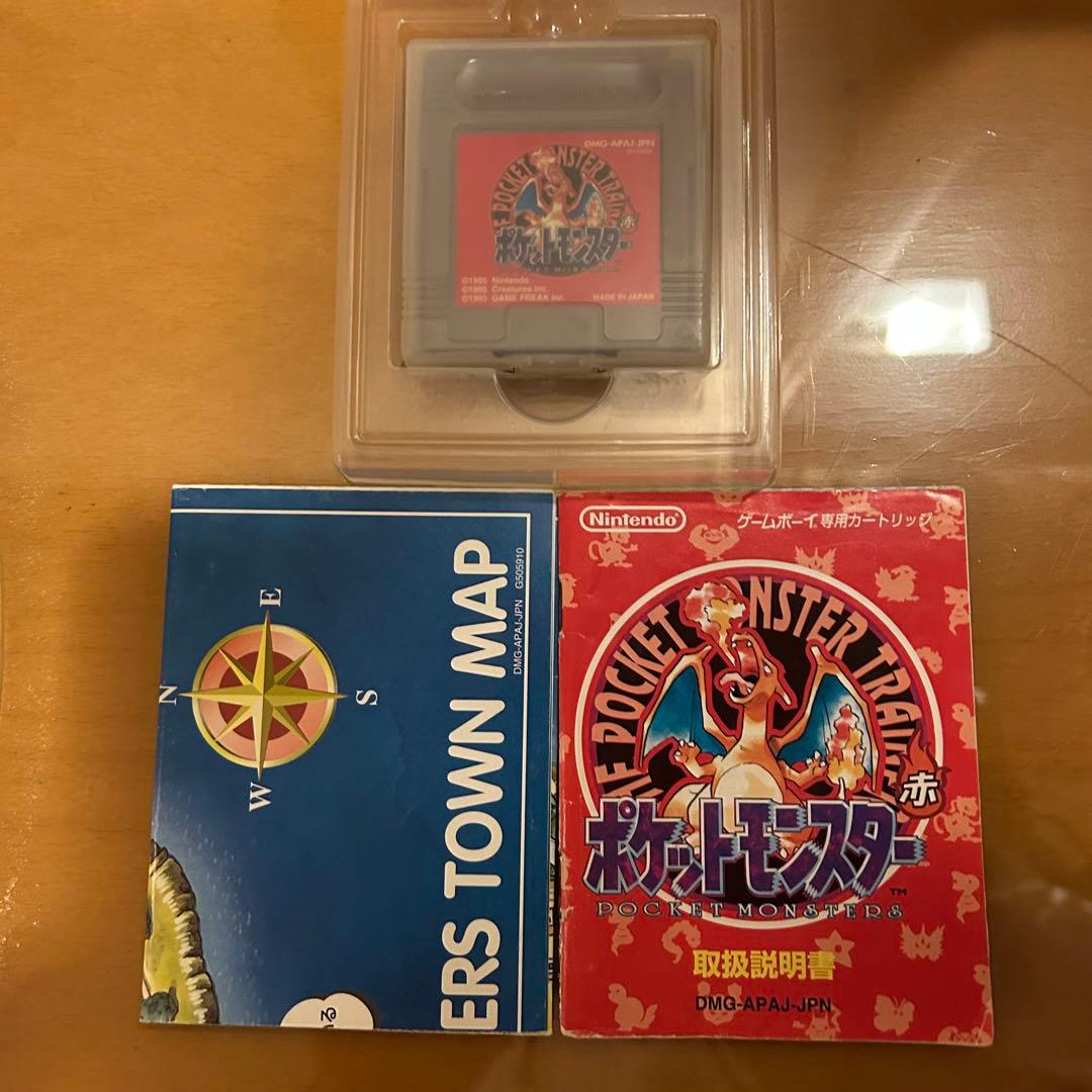 ポケットモンスター　赤　緑　ピカチュウ　箱有　説明書等付　ゲームボーイ　GB