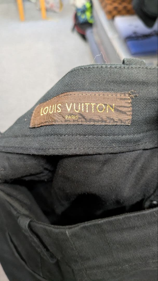 【本日のみ】LOUIS VUITTON カーゴパンツ ブラック　46