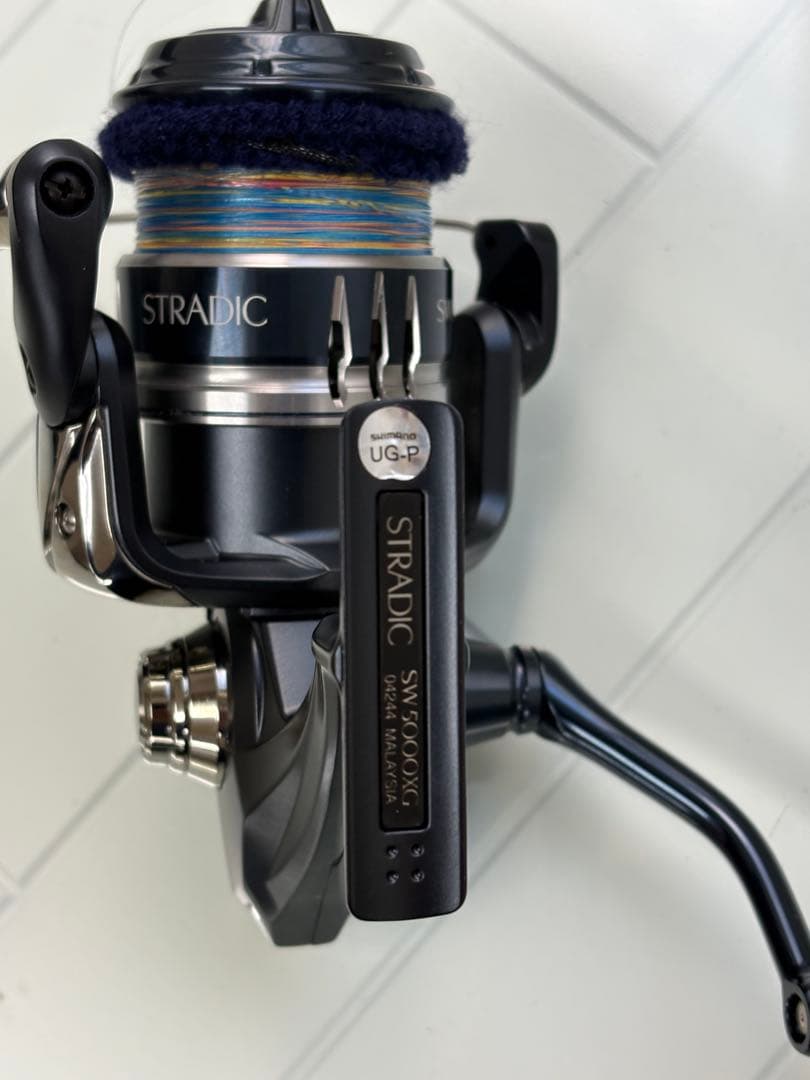 SW 5000XG スピニングリール ブラック