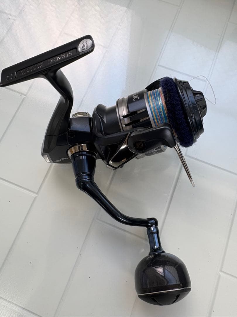 SW 5000XG スピニングリール ブラック