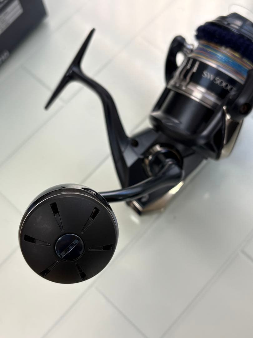 SW 5000XG スピニングリール ブラック