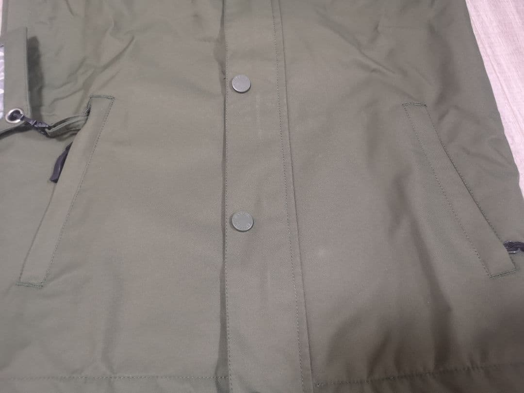 【バラ売り可】ウィンタースポーツウェアセット（上下・ニット帽・ネックウォーマー）