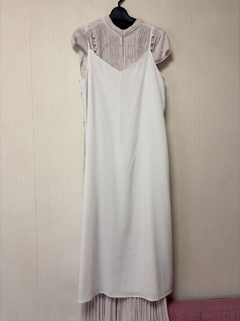 snidelスナイデルプリーツロングワンピースサイズ0ピンクベージュ 泉里香