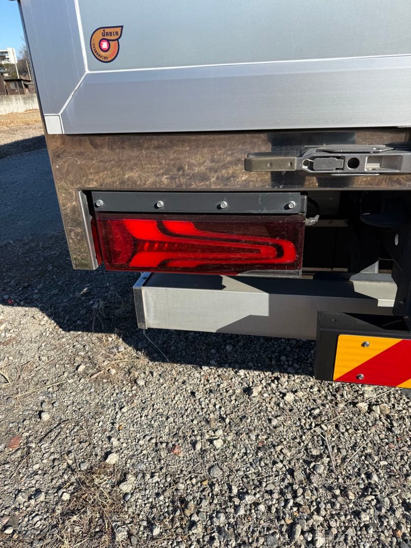 スーパーグレート　純正テールランプ　ノーマルターン