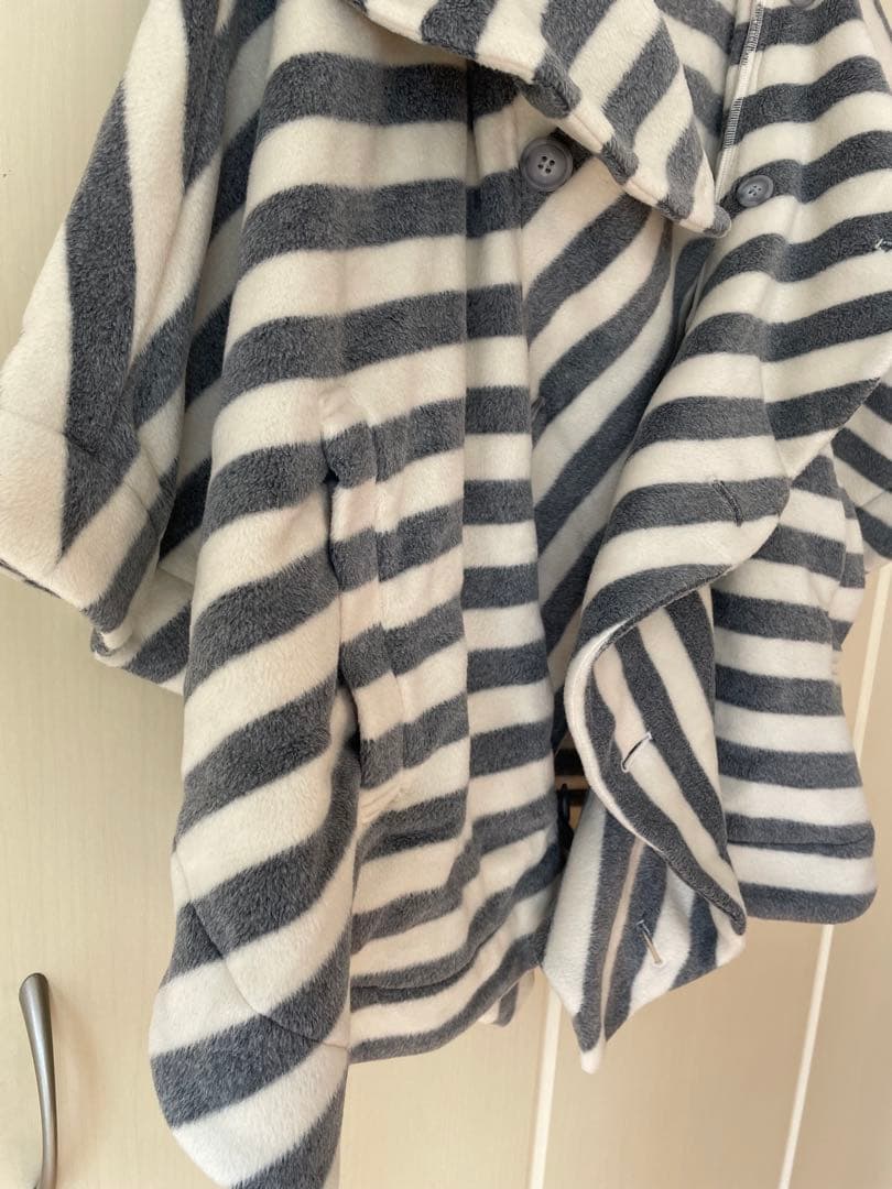 専用です。gomme／パーカーポンチョ