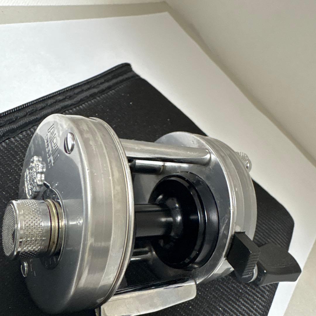 バス釣りおじさん専用ABU Ambassadeur 2500C ベイトリール