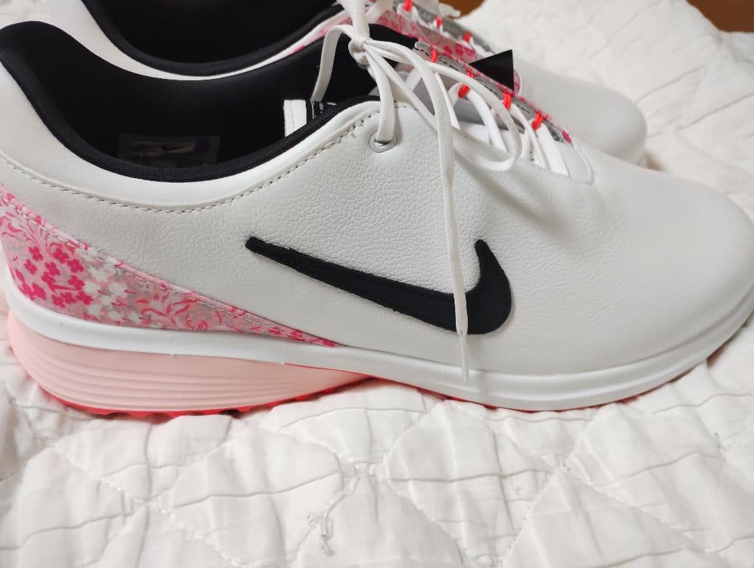 ナイキ ビクトリー ツアー 4　２９センチ