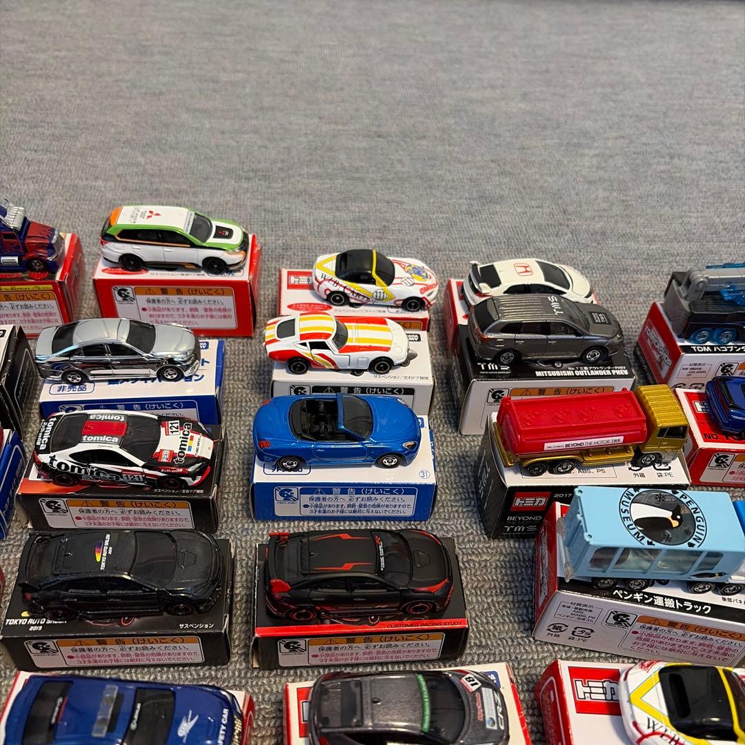 b*b様 トミカ まとめ売り約140台セット