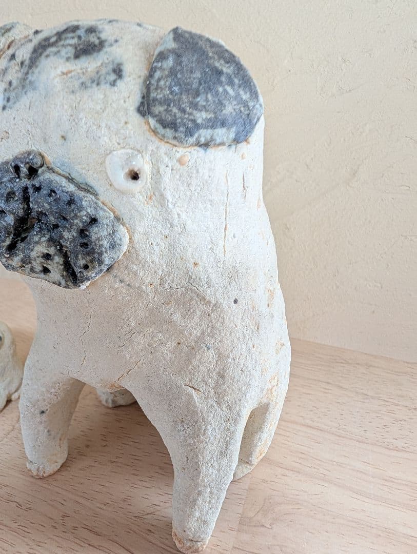 前川幸市さん　パグ　置物　焼き物