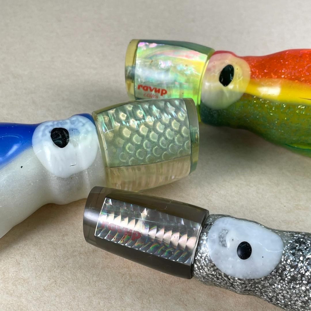 【未使用】トローリング スカートルアー ３本セット 10.5/8号 カジキ 大物