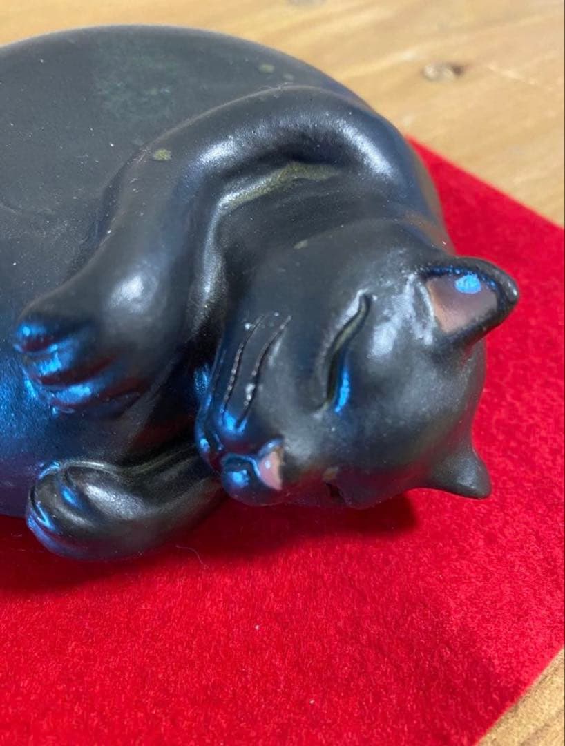 中古品【鏡餅 猫】黒猫♡猫の置物♡陶器製♡横向き♡