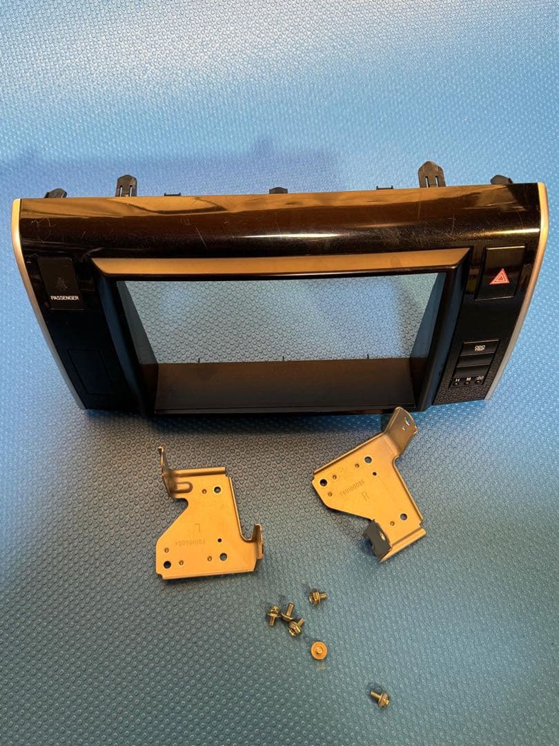 トヨタ純正　オーディオパネル　50　55系　エスティマ　内枠外枠セット　８インチ