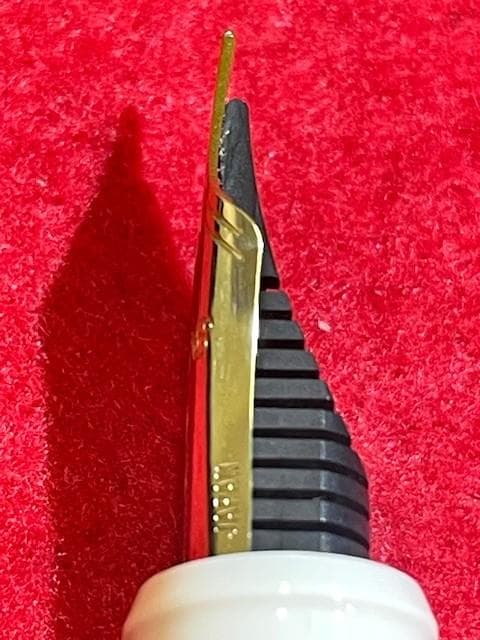 未使用品 プラチナ万年筆 センチュリー 3776 シュノンソーホワイトF 即送