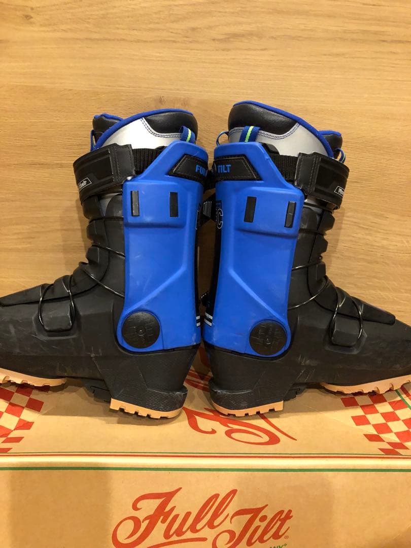 FTブーツ　first chair 130 24.5