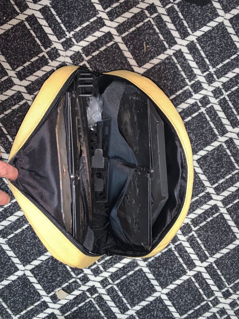 【ビーズ】焚き火台 ポータブル ブラック 動物デザイン