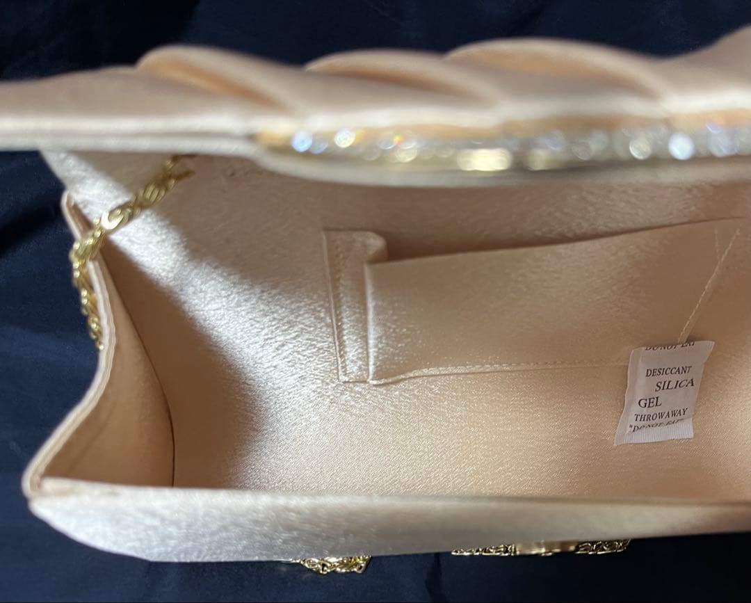 ストーンビジューのパーディーバッグ ベージュ 東京ソワール PETIT SOIR