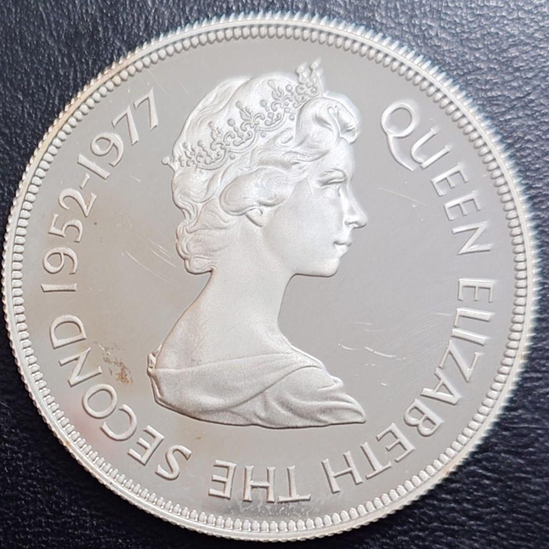 1977年 モーリシャス銀貨 25ルピー エリザベス女王即位記念銀貨SV925