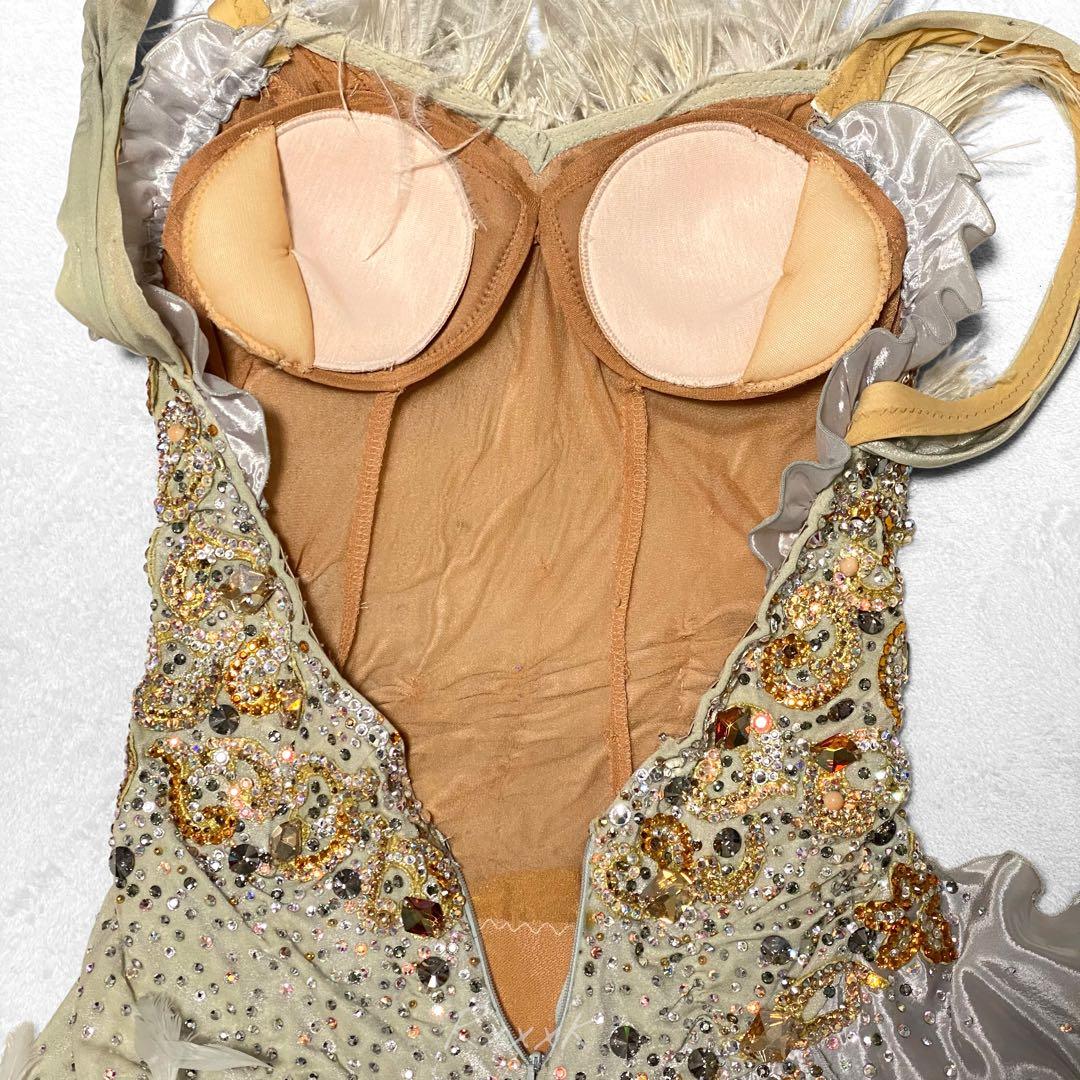 クリスアン クチュール 高級 社交ダンス 衣装 モダンドレス フェザー シルバー