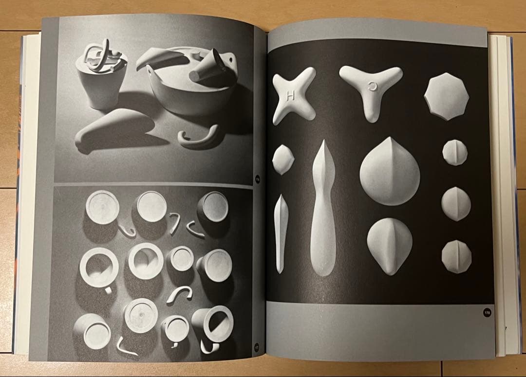 『柳宗理 デザイン』　河出書房新社 2002