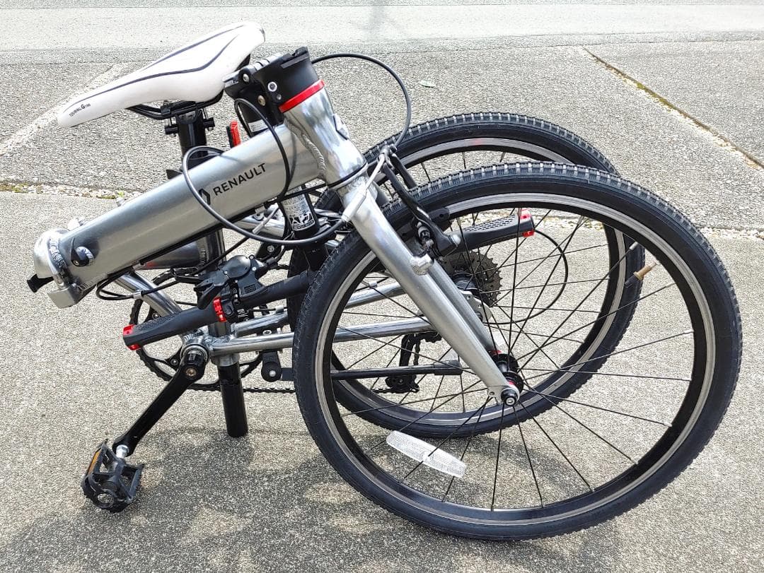 【サカナくん】RENAULT PLATINUM MACH8