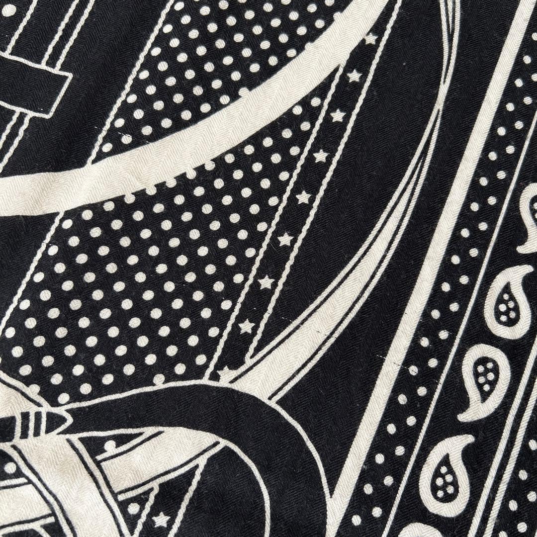 HERMESエルメス　カレ140ジェアン　グランマネージュバンダナ　黒白カシシル