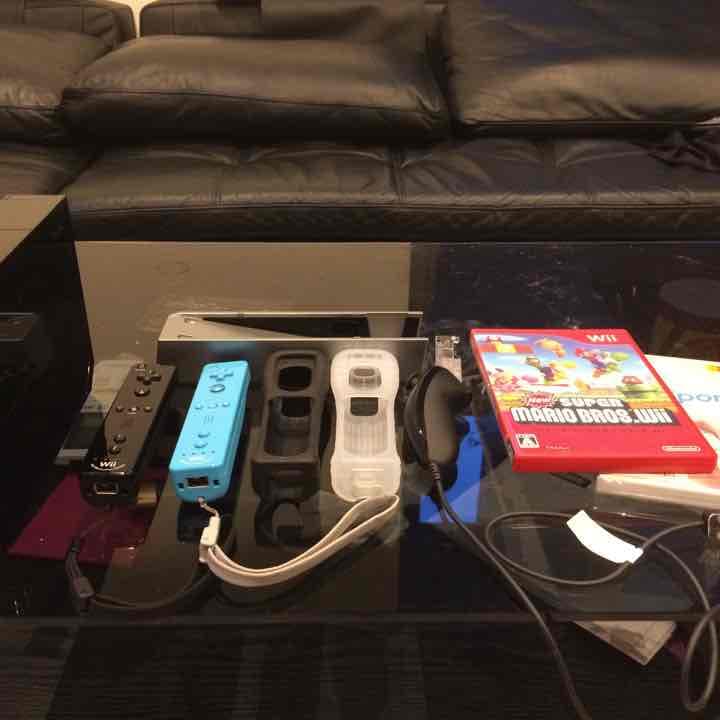 Wii クロ コントローラー2個！ヌンチャク付‼︎