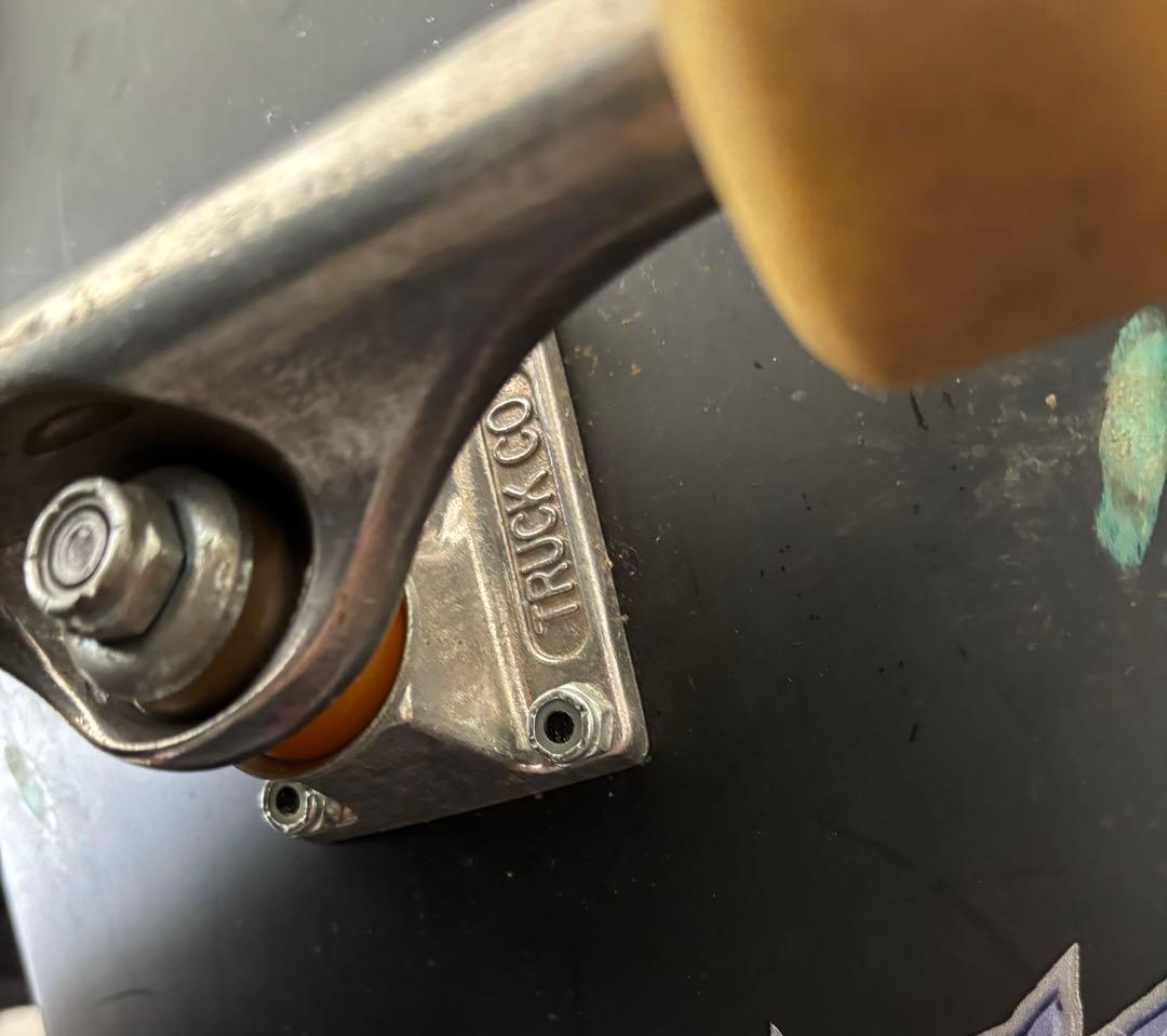 スケボー【FUCKING AWESOME】