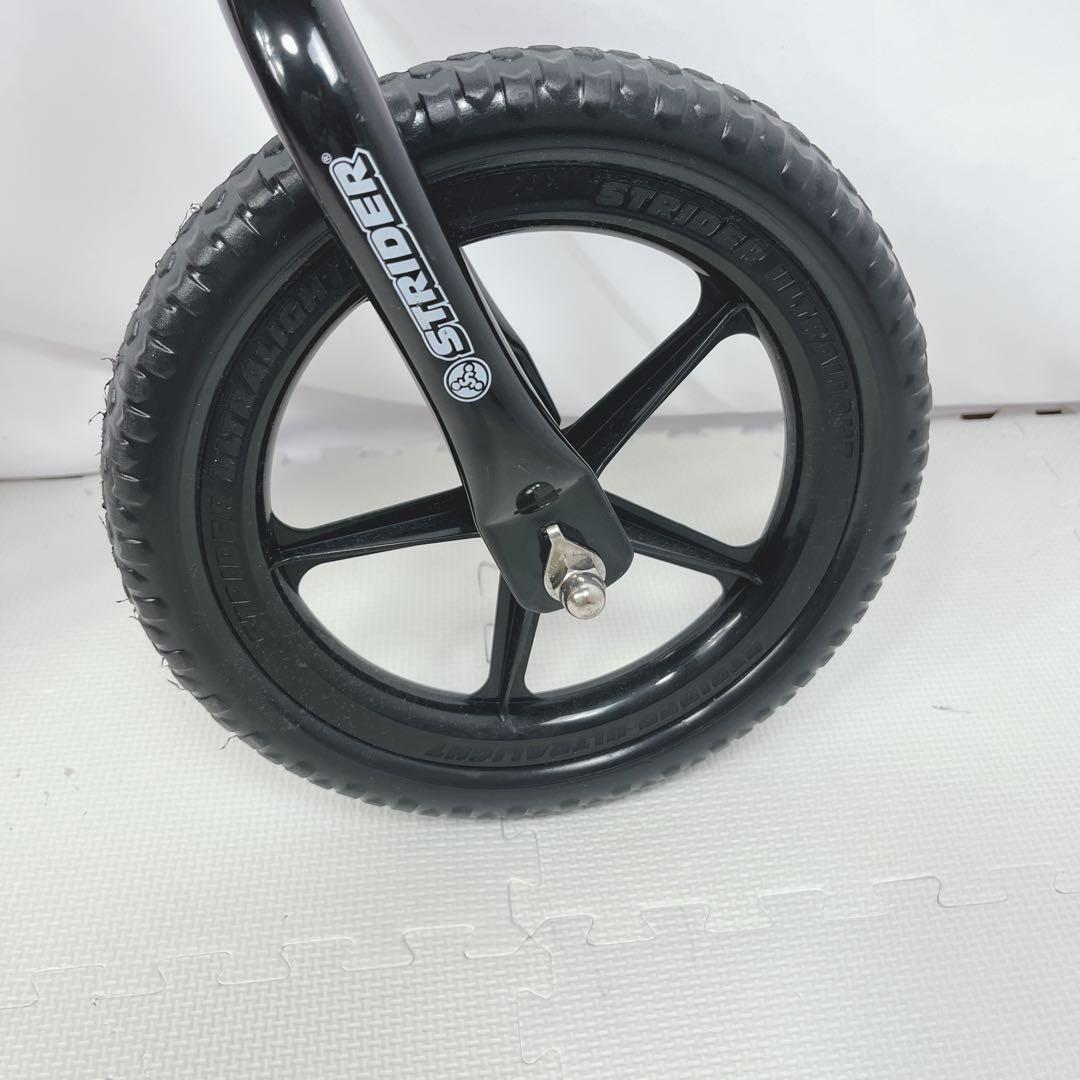 【極美品】STRIDER バランスバイク 赤