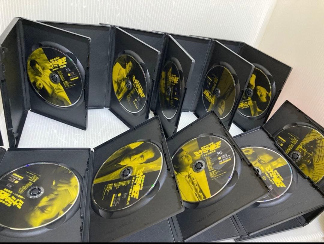 DVDミナミの帝王1-60+α計65枚セット レンタル落ち