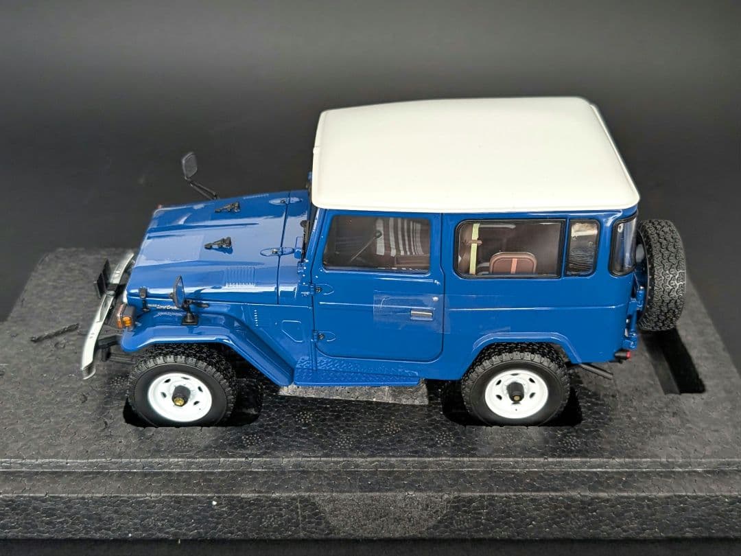 京商 1/18 ランドクルーザー 40 ブルーカラー クラファン400台限定品