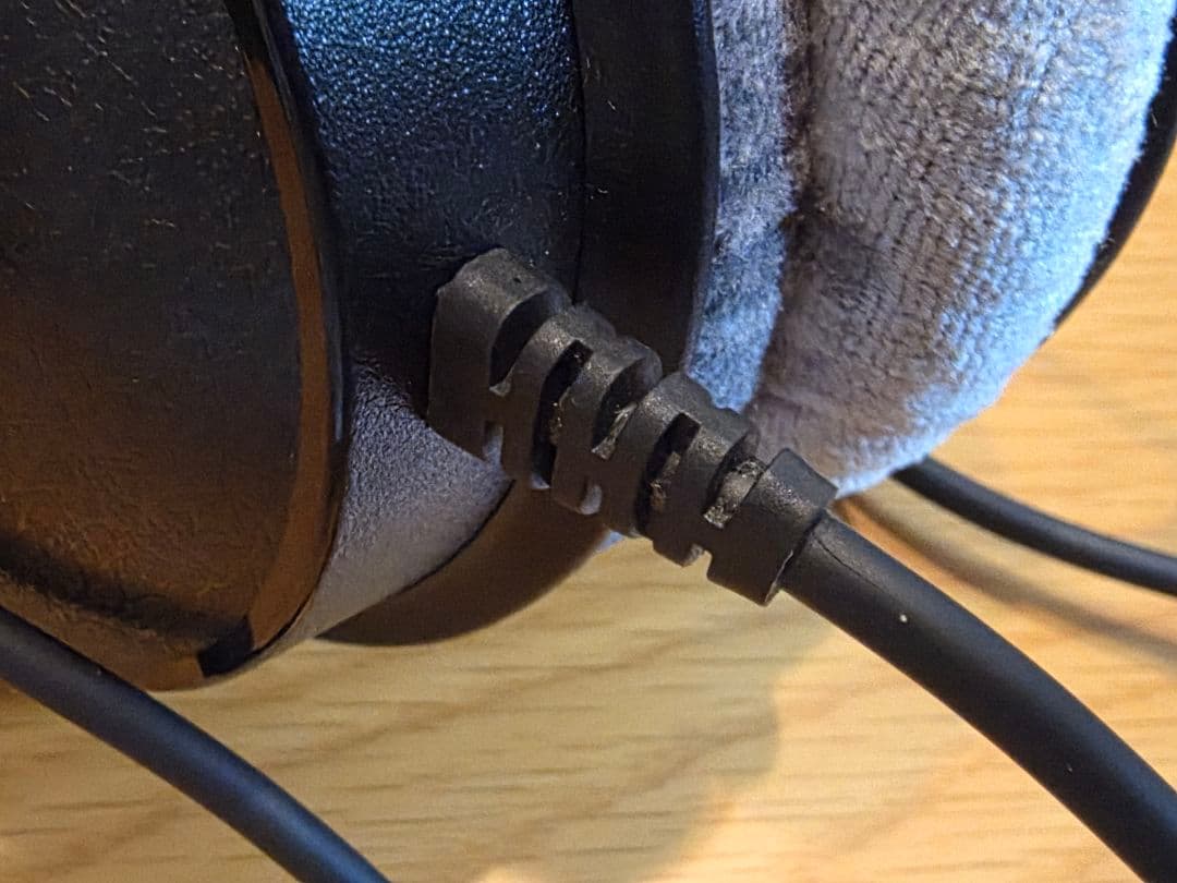 Beyerdynamic DT 770 PRO 80Ω 密閉型ヘッドホン