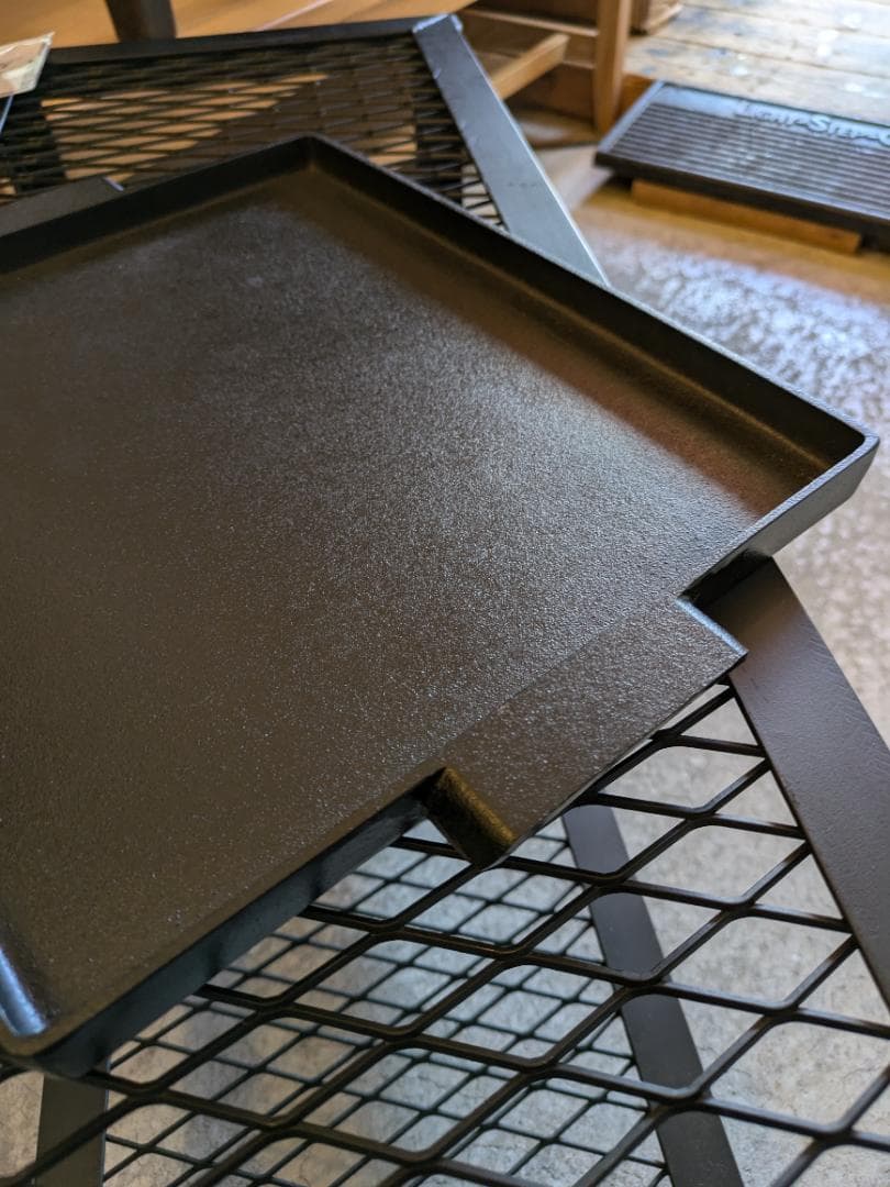 未使用新品 南部鉄器 池永 アウトドア キャンプ スタイリッシュ 鉄板