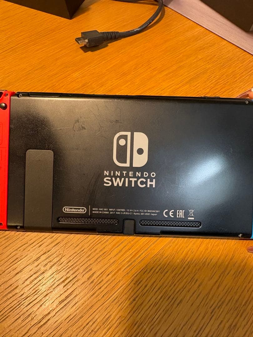 Nintendo Switch ネオンブルー・ネオンレッド 本体＋ケース