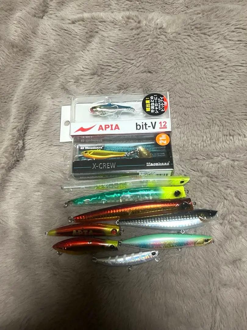 ルアーまとめ売り　10点　ランディングシャフト付き