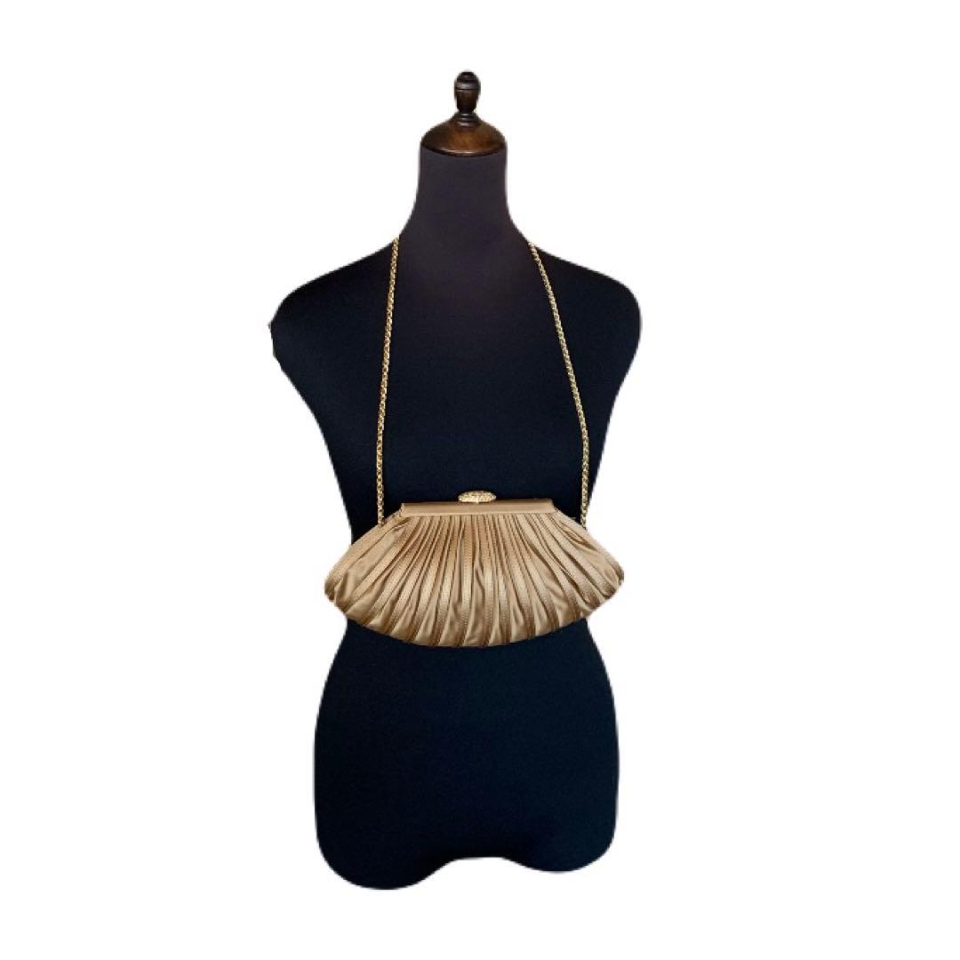 お値下げ★※難あり※未使用品★RODO ロド クラッチバッグ ゴールド　保存袋