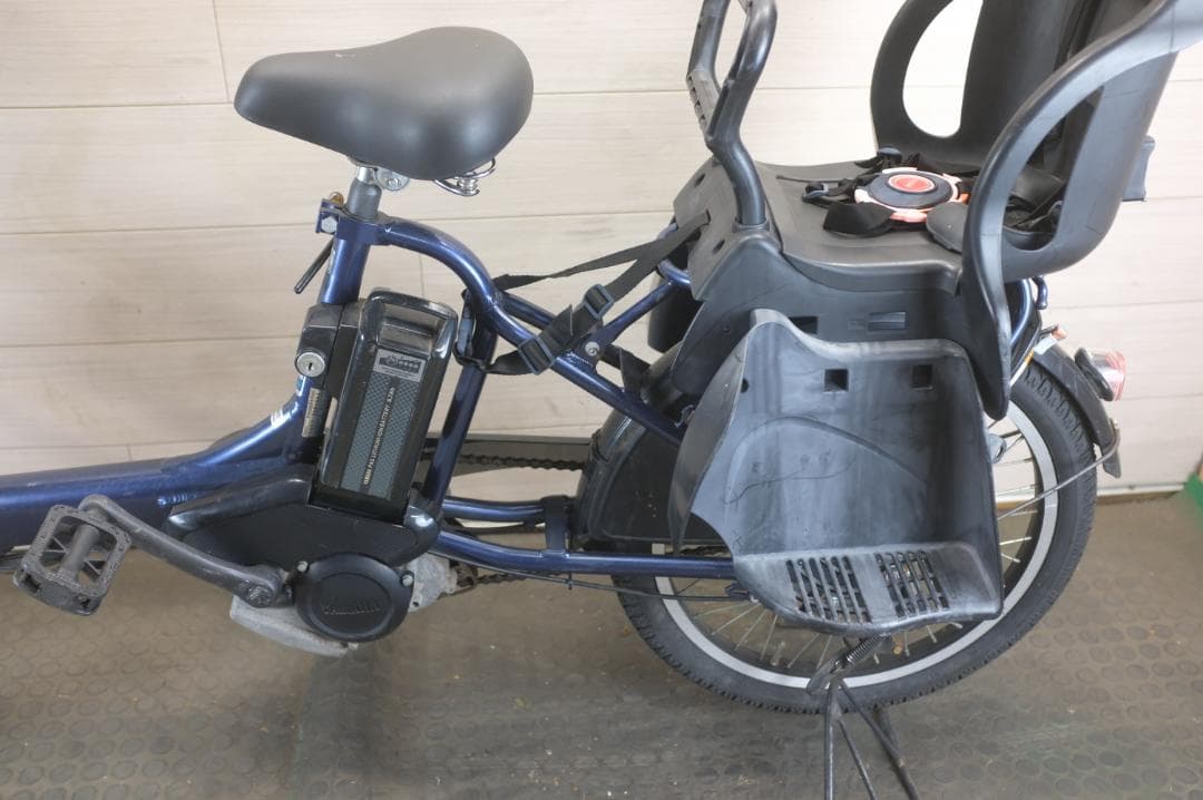 電動自転車ヤマハPAS　KISS　20インチ　3段8.7Ah（4点灯）充電器あり