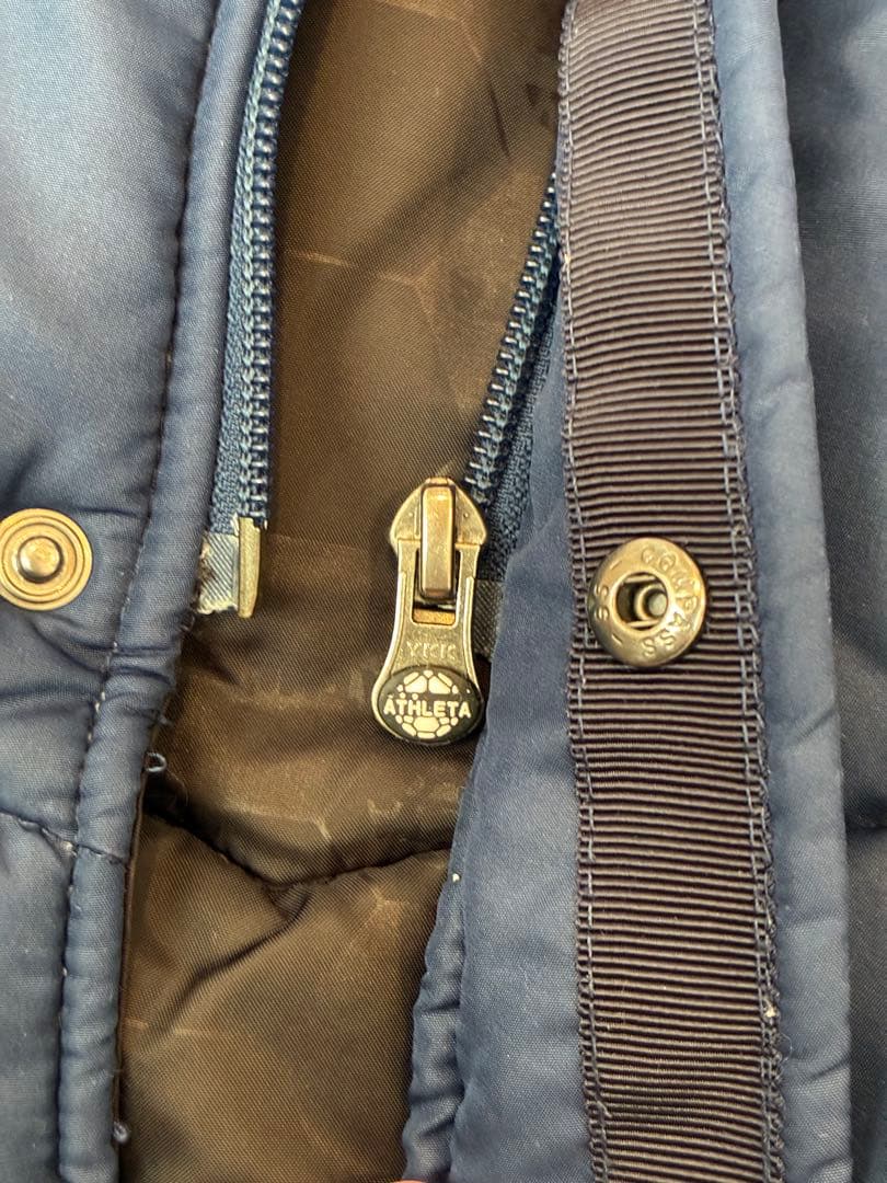 ATHLETA アスレタ ダウンベンチコート160 美品
