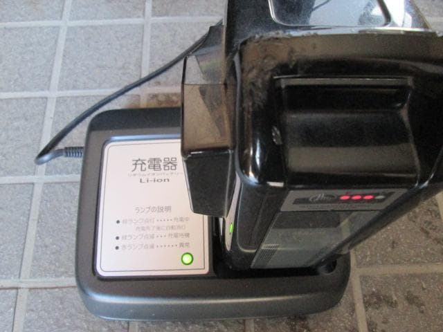 修理必要・船橋引取限定ヤマハ電動アシストPASナチュラル26型 バッテリ充電器付